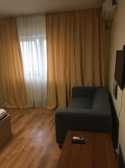 Garsonieră decomandată în Colentina