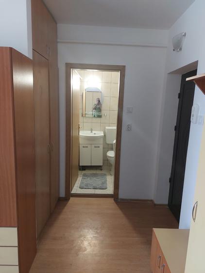 Garsonieră decomandată în Zorilor