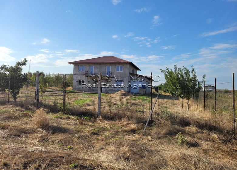 Casă individuală cu 7 camere cu Garaj în Techirghiol
