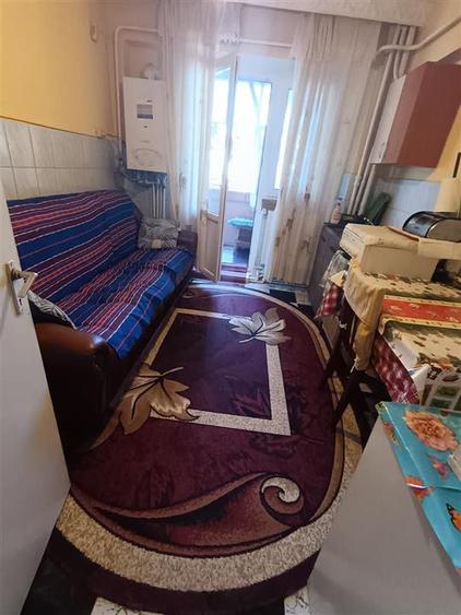 Apartament cu 2 camere decomandat în Radu Negru