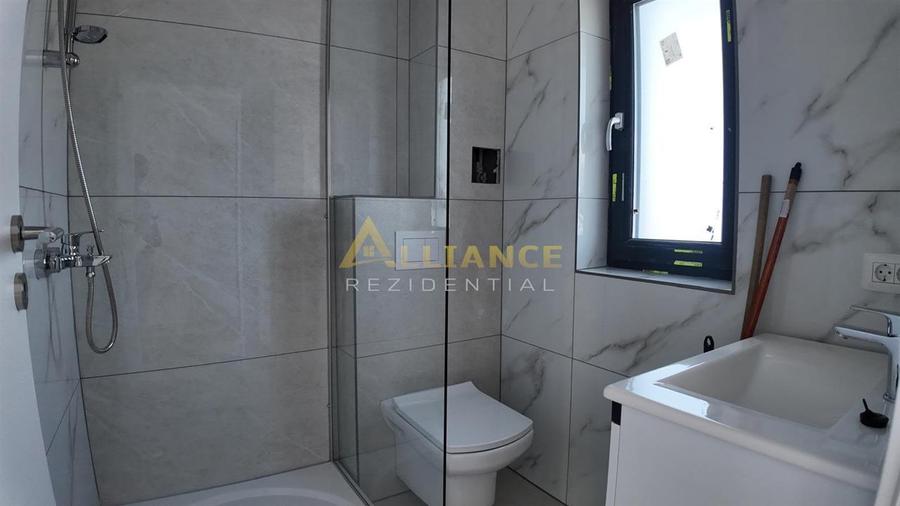 Casă individuală cu 4 camere cu Teren 422 Mp în Berceni