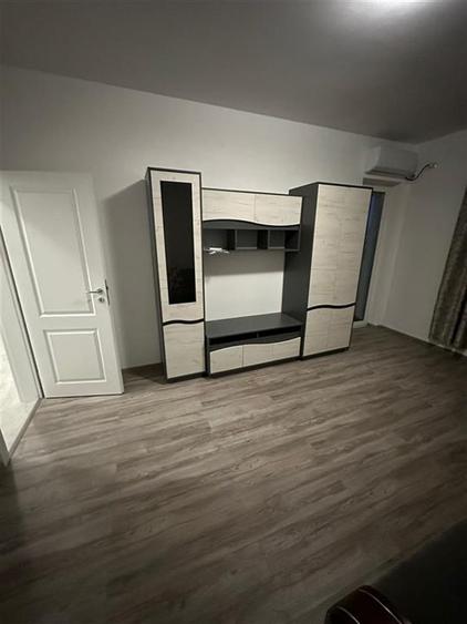 Apartament cu 2 camere decomandat în Exterior Sud