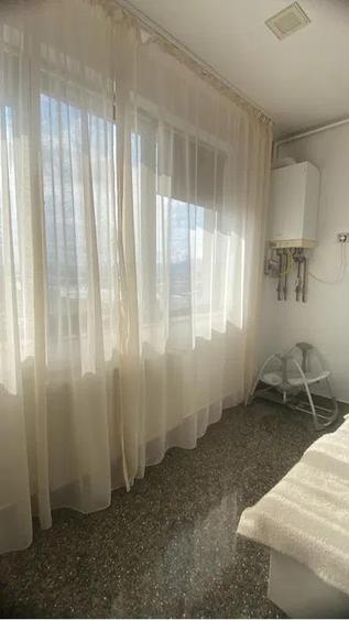 Apartament cu 2 camere decomandat, mobilat în Tractorul