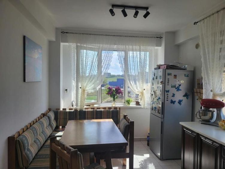 Apartament cu 2 camere decomandat în Sfântu Ilie