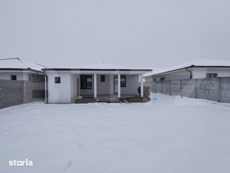 Casă cu 4 camere cu Teren 500 Mp în Sântandrei