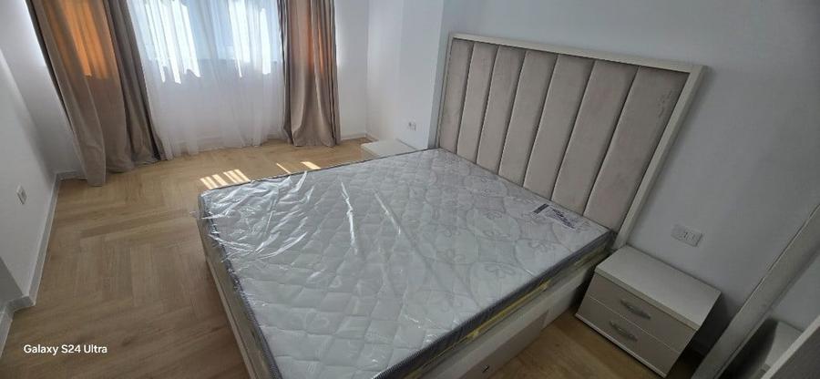 Apartament cu 3 camere decomandat în Ultracentral
