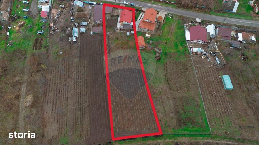Casă cu 2 camere cu Teren 2093 Mp în Costuleni