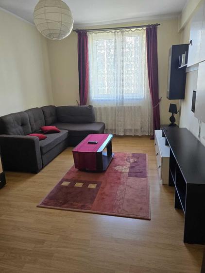 Apartament cu 2 camere decomandat în Ultracentral