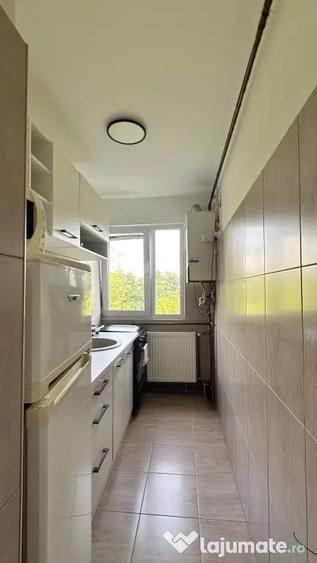 Apartament cu 2 camere semidecomandat în Dacia