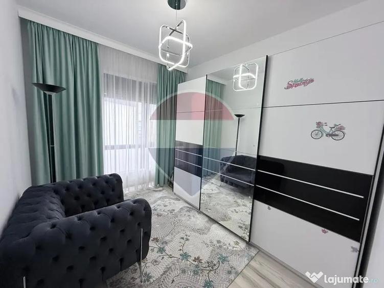 Casă cu 4 camere cu Teren 227 Mp în Ulmi