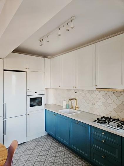 Apartament cu 3 camere, mobilat în Banu Manta