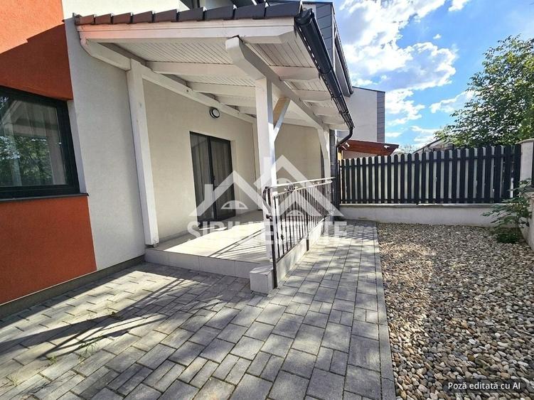 Duplex cu 4 camere cu Canalizare în Șelimbăr