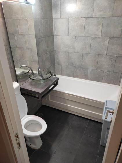 Apartament cu 2 camere semidecomandat în City Park Mall