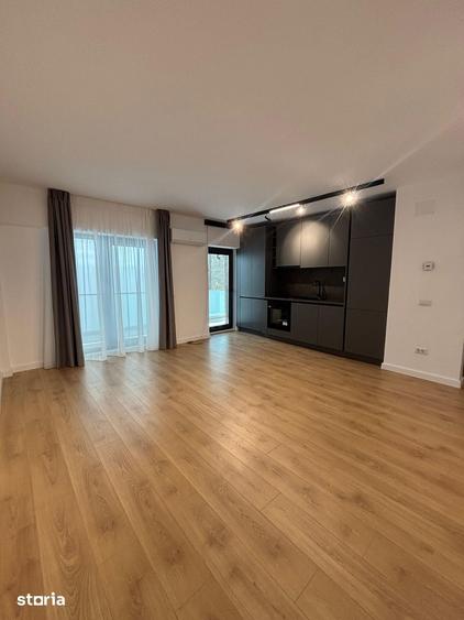 Apartament cu 3 camere în Gara de Nord