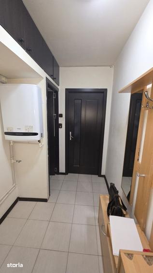 Apartament cu 2 camere semidecomandat în Km 4