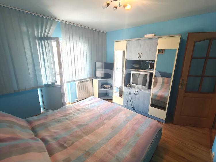 Apartament cu 4 camere decomandat, mobilat în Turnișor