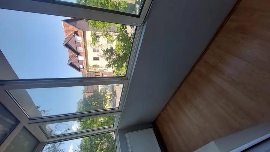 Garsonieră decomandată în Central