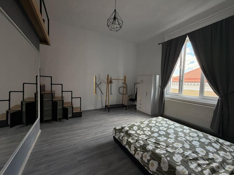 Apartament cu 3 camere semidecomandat, mobilat în Central