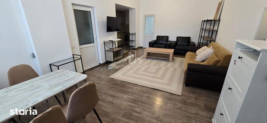 Apartament cu 3 camere în 22 Decembrie 1989