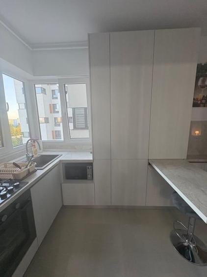 Apartament cu 2 camere semidecomandat, mobilat în Sebastian