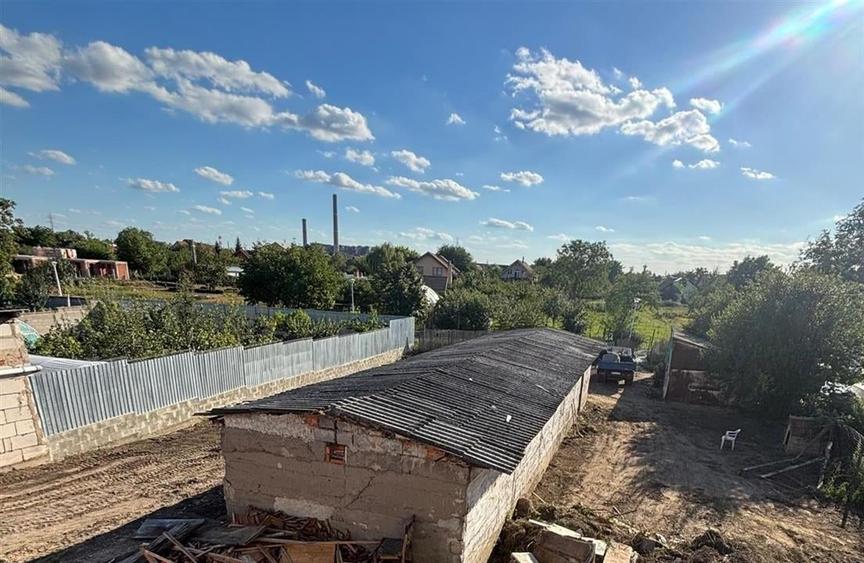 Casă individuală cu 2 camere cu Teren 808 Mp în Episcopia Bihorului