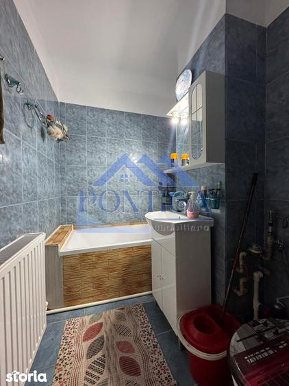 Apartament cu 3 camere decomandat, mobilat în Casa de Cultură