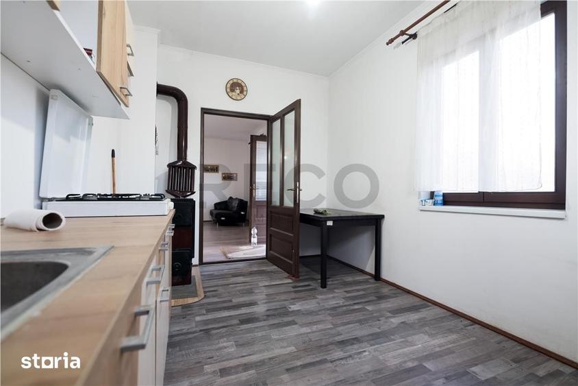 Casă cu 3 camere cu Teren 1184 Mp în Sălard