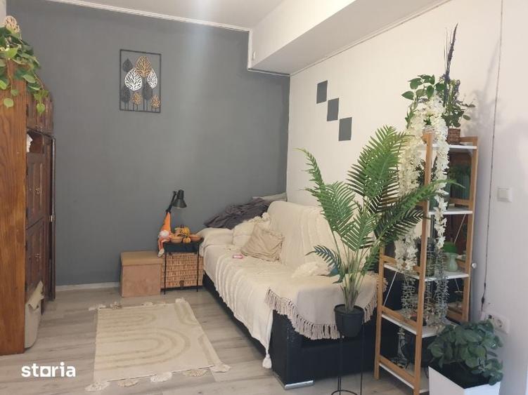 Apartament cu 2 camere decomandat în Rediu