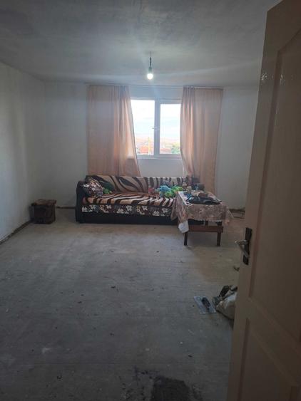 Apartament semidecomandat în Central