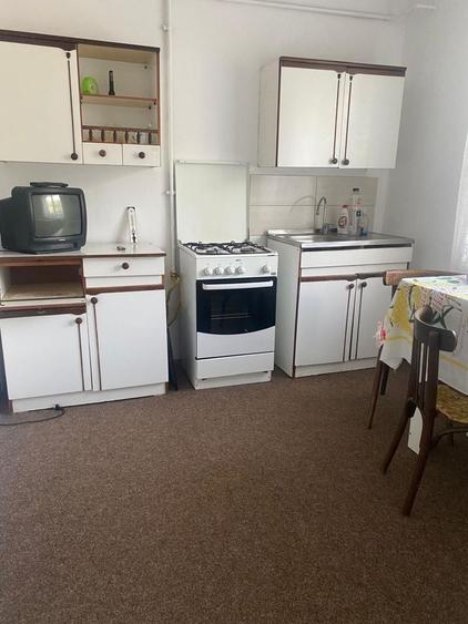 Casă cu 2 camere decomandat în Valea