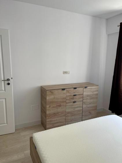 Apartament cu 3 camere decomandat în Chiajna