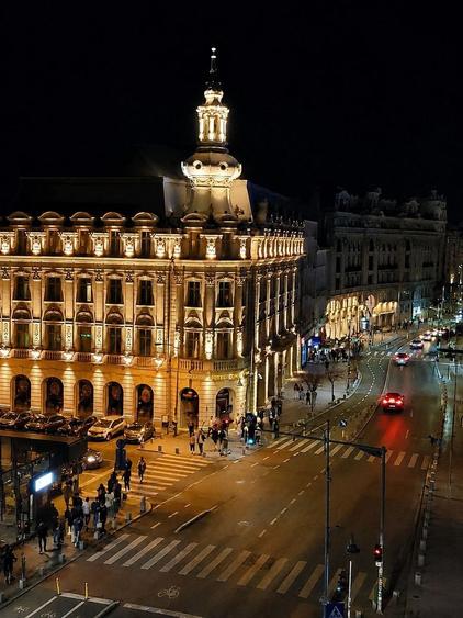 Apartament cu 2 camere decomandat, mobilat în Calea Victoriei