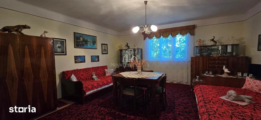 Casă cu 3 camere cu Teren 1400 Mp în Albești