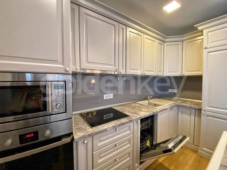 Apartament cu 3 camere semidecomandat, mobilat în Herăstrău