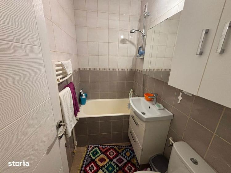 Apartament cu 2 camere semidecomandat în Dârste