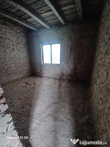 Casă cu 2 camere cu Teren 360 Mp în Central