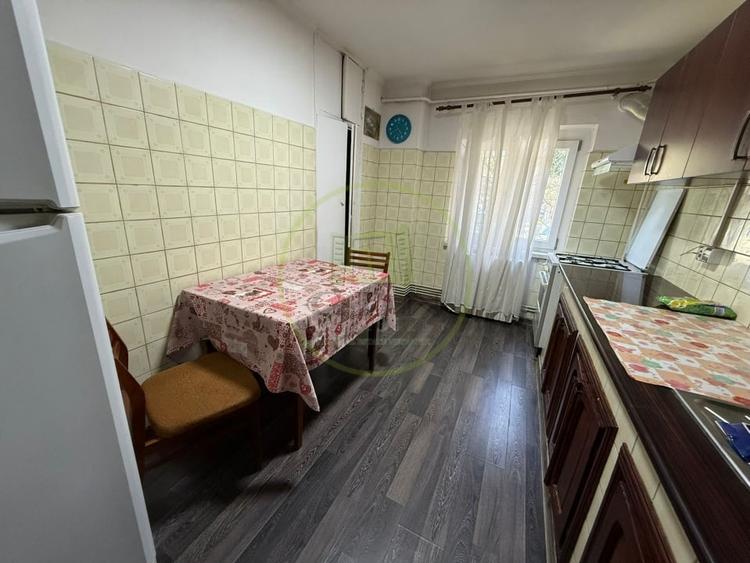 Apartament 4 camere, 96 mp, Cartierul 1 Mai, Zona Pelendava - 10