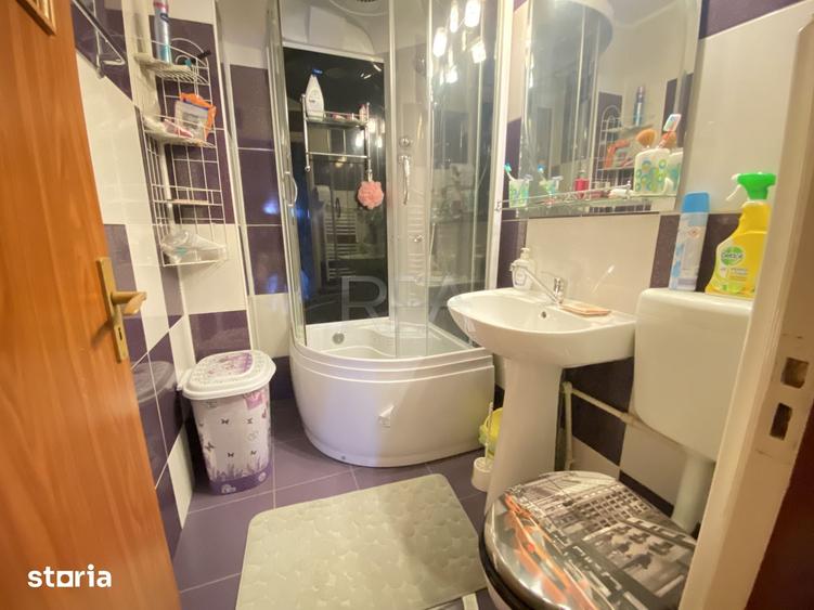Apartament cu 4 camere decomandat în Rahova