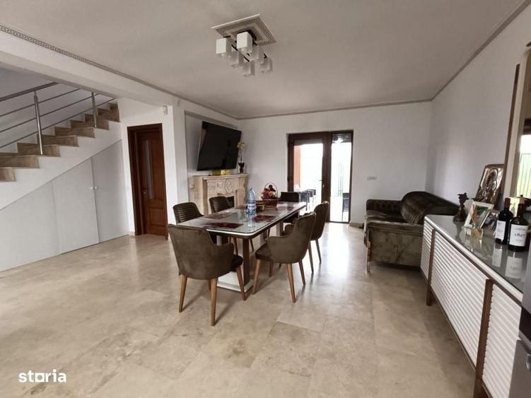 Casă cu 3 camere în Central