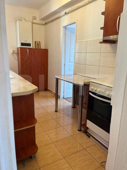 Apartament cu 2 camere circular, mobilat în Centrul Civic