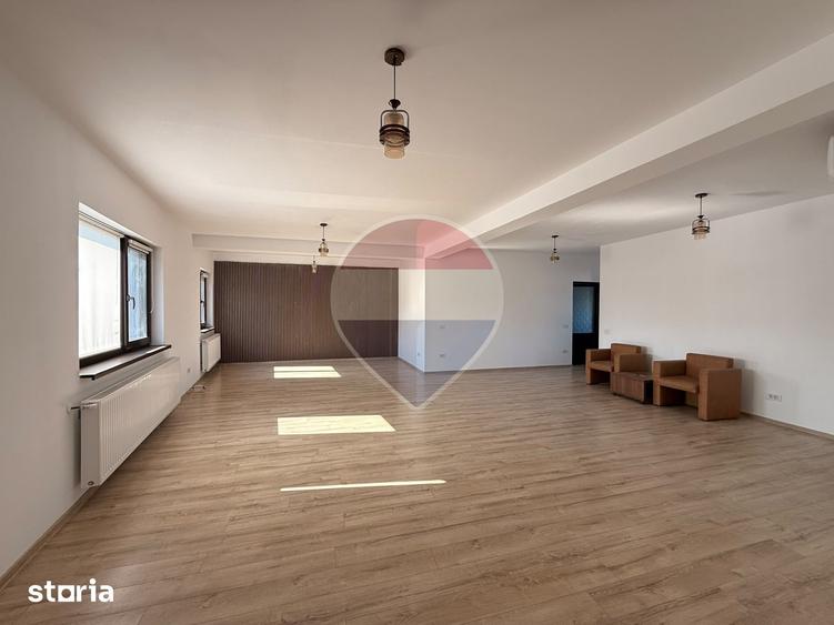 Spa?iu de birouri/servicii 65.9 mp, Open-Space, Sector 3 - 6