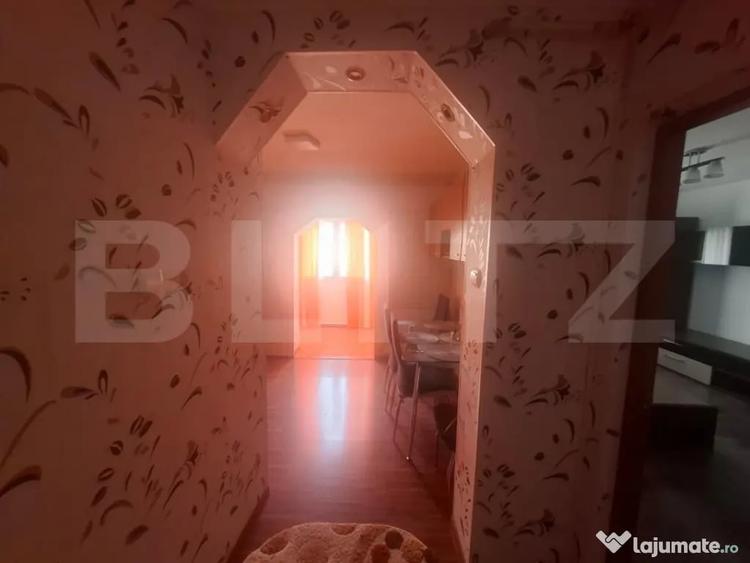 Apartament cu 3 camere decomandat în Central