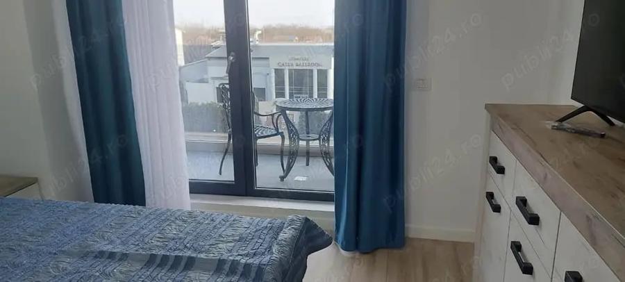 Apartament cu 2 camere semidecomandat, mobilat în Central
