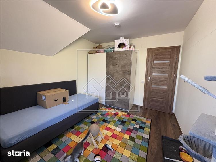 Casă cu 4 camere cu Teren 234 Mp în Central