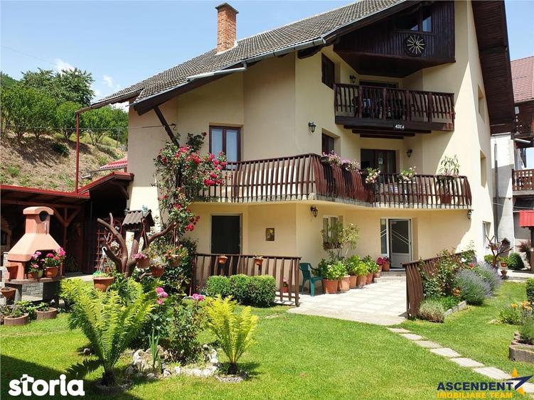 Spațiu comercial, de 294 mp, în Moieciu