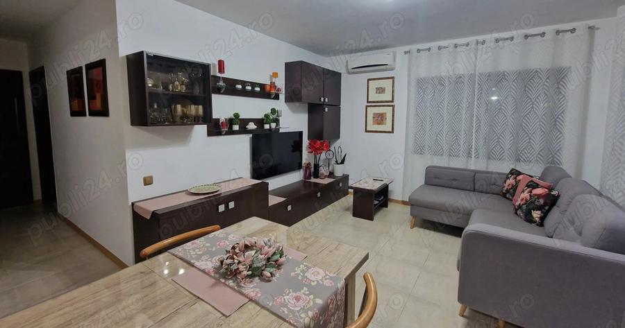Apartament cu 3 camere decomandat în Nord