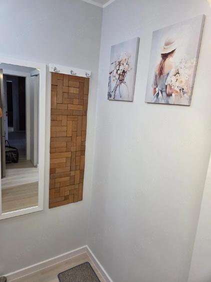 Apartament cu 2 camere semidecomandat, mobilat în Siloz