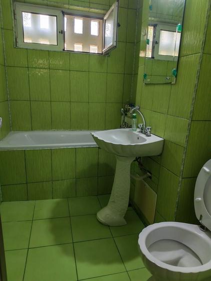 Apartament cu 2 camere semidecomandat în Brazda lui Novac