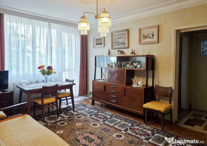 Apartament cu 3 camere semidecomandat în Mazepa 1