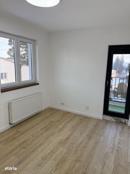 Apartament cu 3 camere decomandat în Exterior Vest